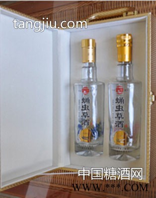 赢依圣蛹虫草酒两瓶装