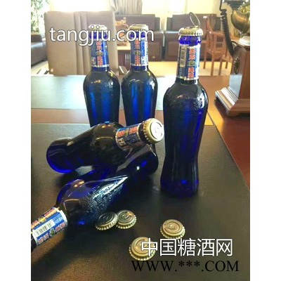 燕京原麦啤酒实物图