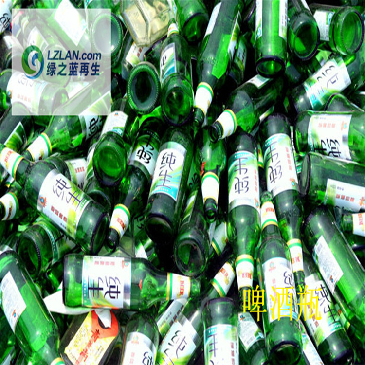 green-beer-bottles_副本